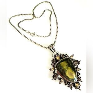 Green Natural Stone Citrine Smoky Quarz Sterling Silver Pedant with 20” chain